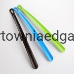 ŁYŻKA DO BUTÓW PLASTIKOWA DŁUGA 60CM